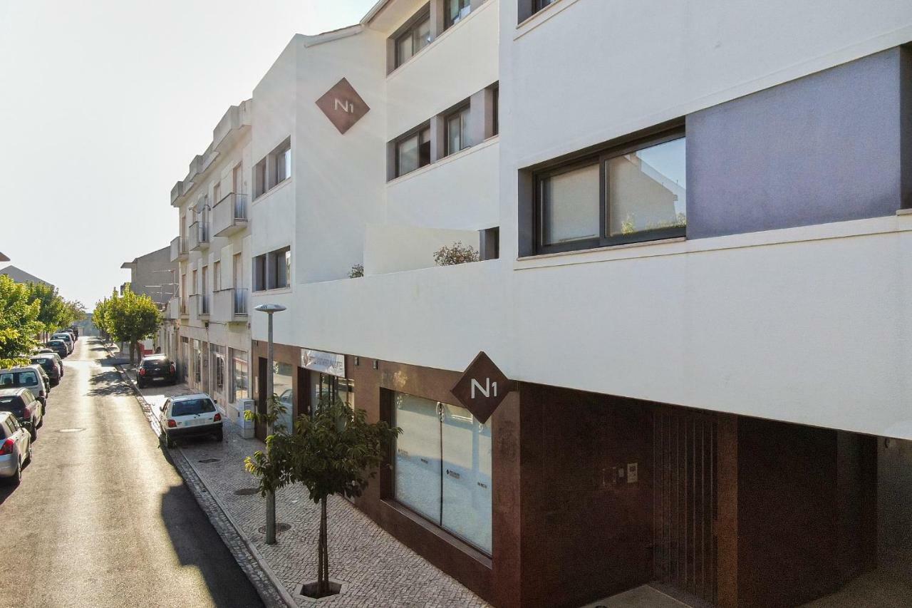 N1 Hostel Apartments And Suites Сантарен Экстерьер фото