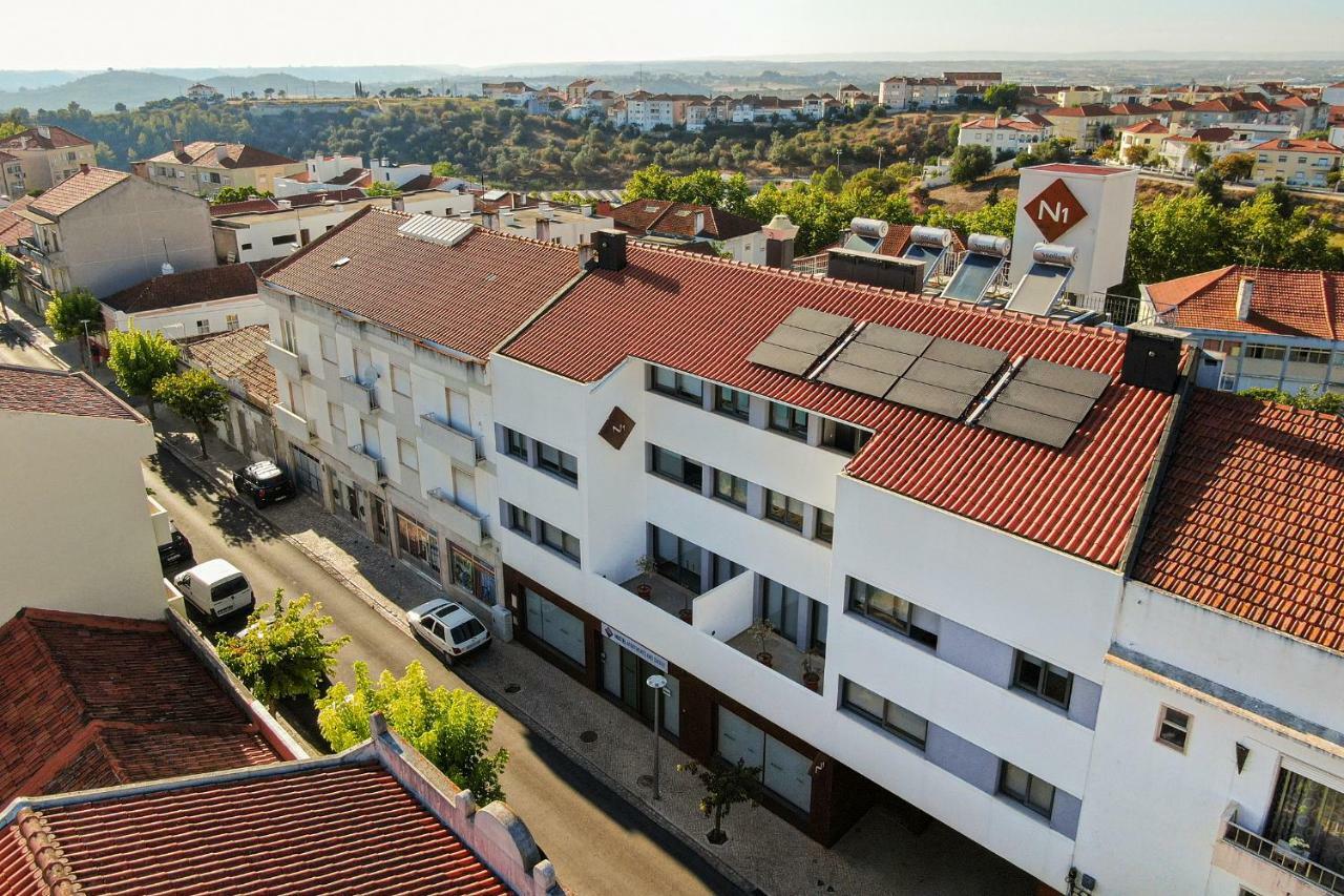N1 Hostel Apartments And Suites Сантарен Экстерьер фото