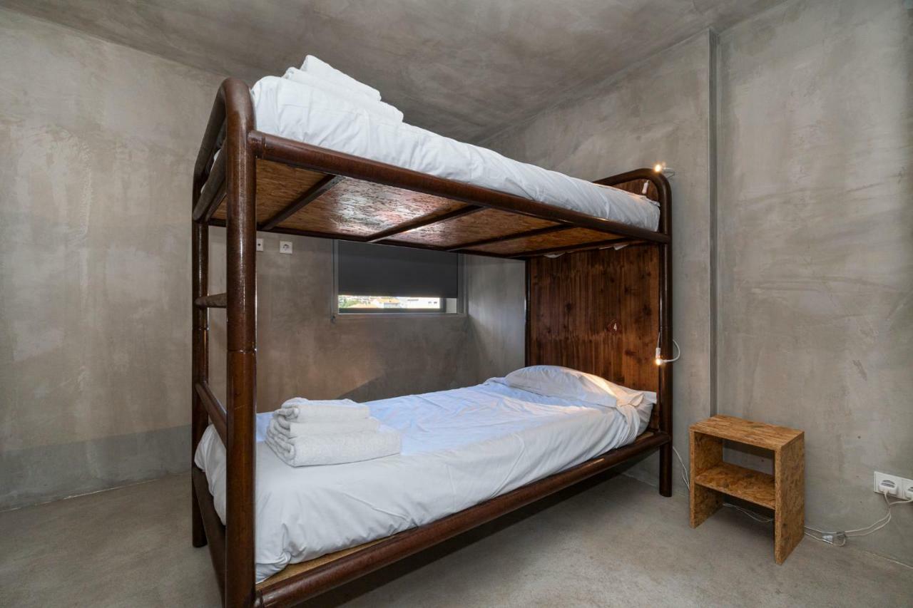 N1 Hostel Apartments And Suites Сантарен Экстерьер фото